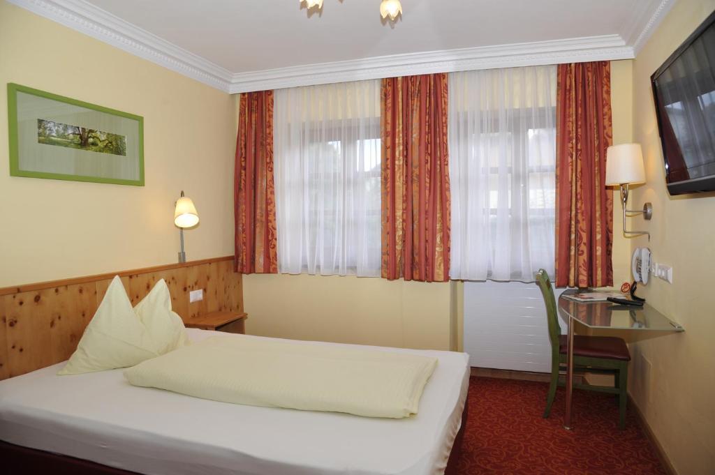 Hotel Gasthof Kamml Wals-Siezenheim Room photo